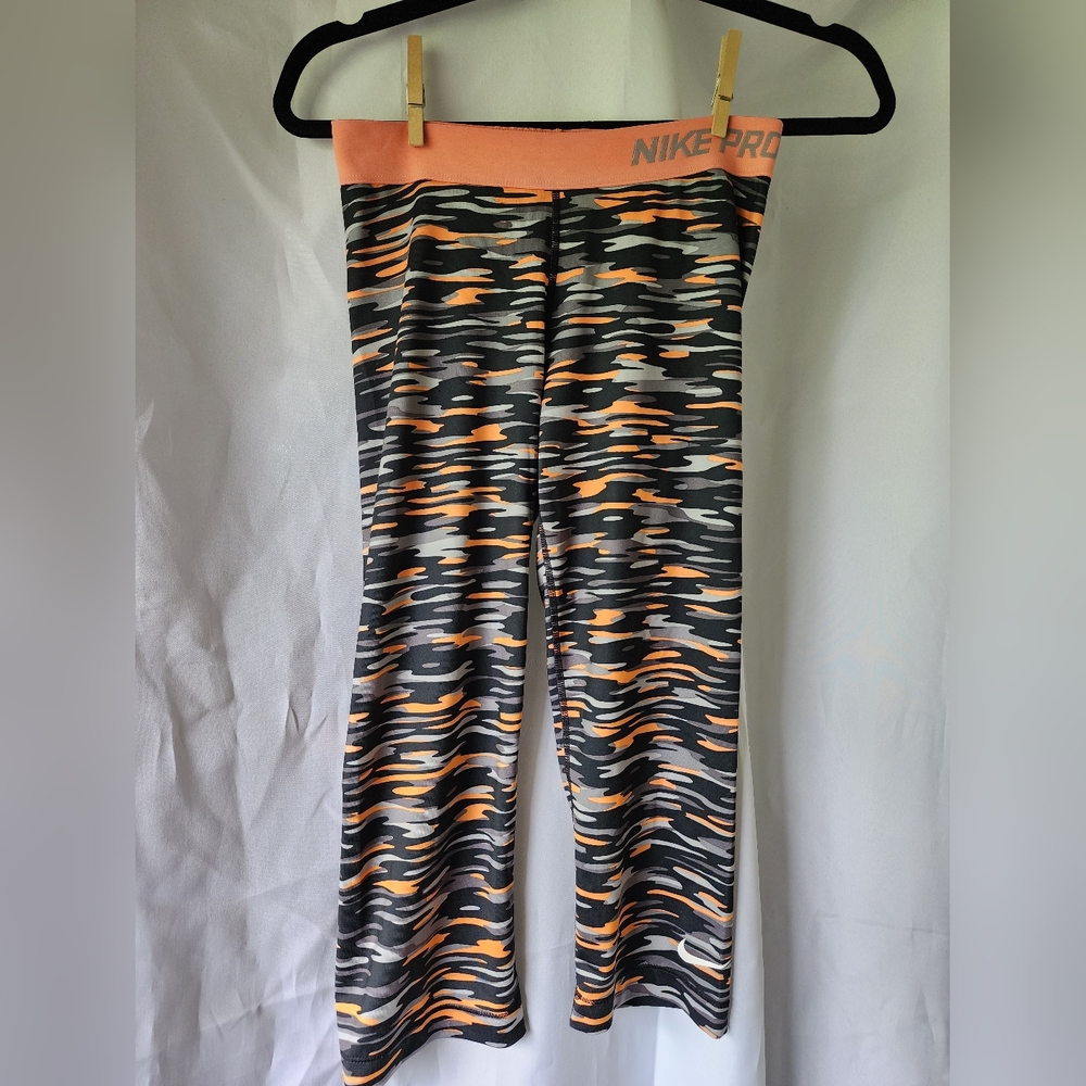 Nike Pro- Size Medium- Women's Capri Leggings- Dri-Fit- Orange, Black, Grey